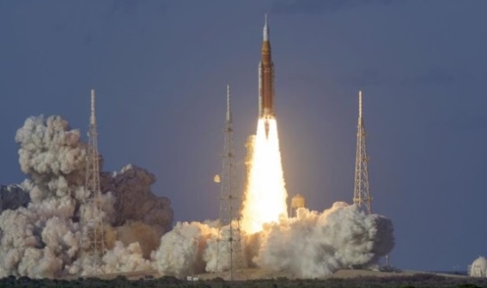 NASA photo of Artemis II liftoff at Kennedy Space Center