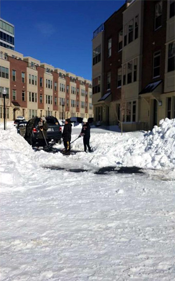 Baltimore digs out cars