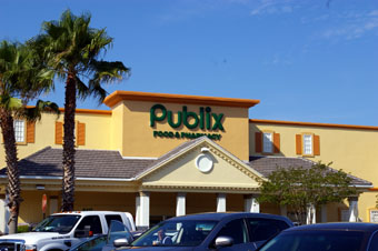 Publix store front