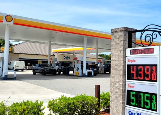 A Shell gas station and convenience store in Jacksonville, FL