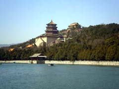The Tower of Fragrance of Buddha across from Kunming Lake